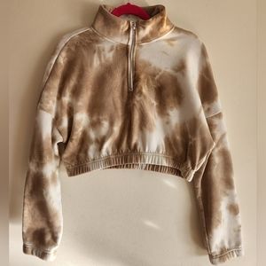 Refuge athletics cropped tie dyed sweater white and tan